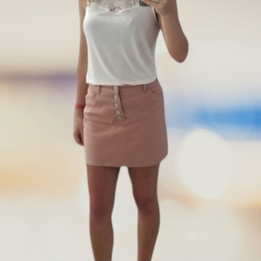Pink Buttoned denim mini skirt - S